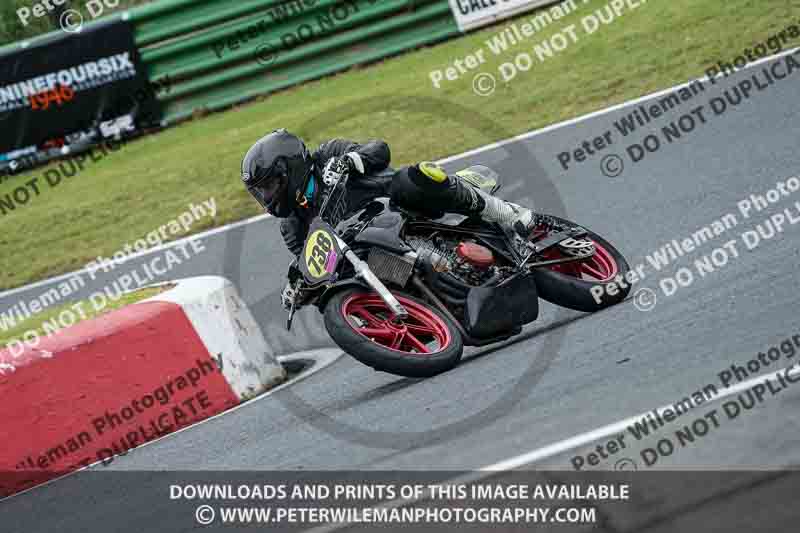 enduro digital images;event digital images;eventdigitalimages;mallory park;mallory park photographs;mallory park trackday;mallory park trackday photographs;no limits trackdays;peter wileman photography;racing digital images;trackday digital images;trackday photos